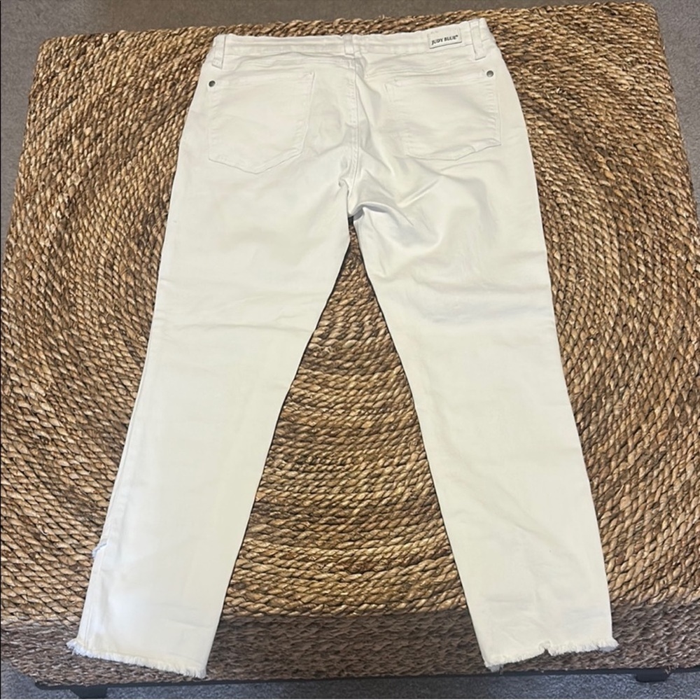 Judy Blue Skinny Fit Frayed Bottom Jeans - Picture 5 of 9